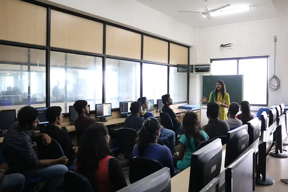 Vadodara Institute of Education and Research Infrastructure photo 8